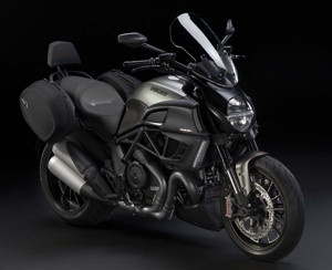 Duvati Diavel Strada