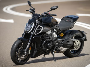 Ducati Diavel V4