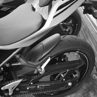 Pyramid Hugger Extension | Matte Black | Kawasaki Ninja 500 2024>Current