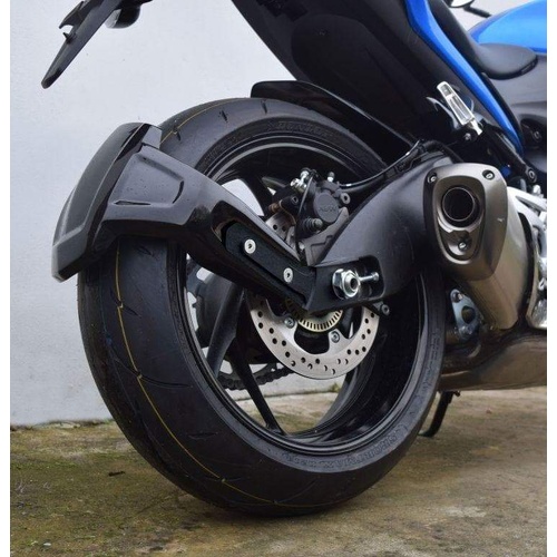 Pyramid Spray Guard | Gloss Black | Suzuki GSX-S 1000 2015>Current