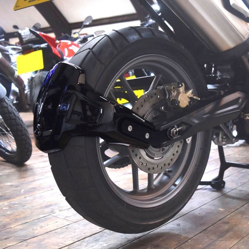 Pyramid Spray Guard | Gloss Black | Triumph Tiger 800 XC/XCX/XCA/Low 2013>Current