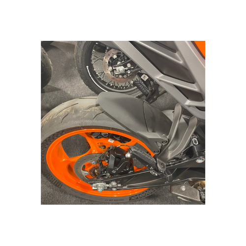Puig HUGGER EXTENSION KTM 125 DUKE / 390 DUKE 24'-