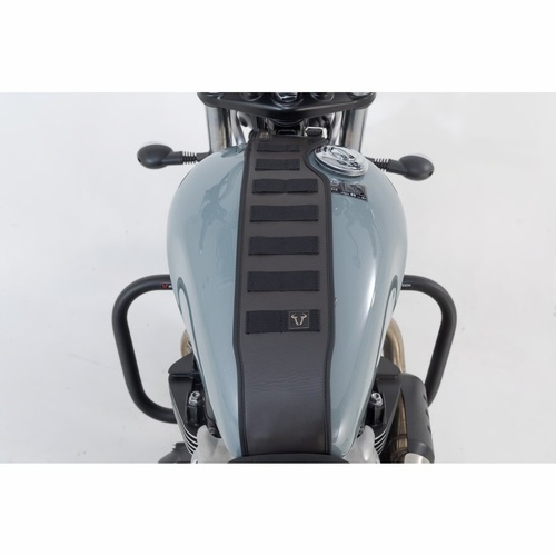 SW-Motech Legend Gear Tank Strap Set - Triumph models (15-). With LA1 accessory bag.(BC.TRS.11.667.50100)