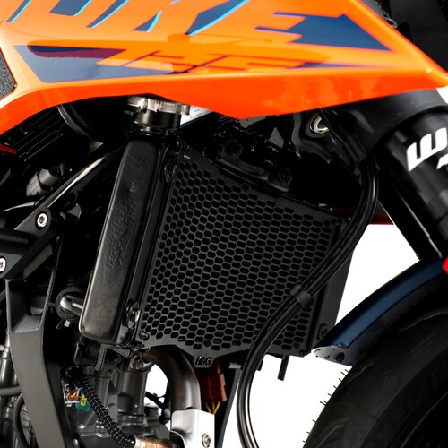 R&G Racing PRO Radiator Guard To Suit KTM RC 390 / 125 / 200 '22-, Duke 125/250/390 '24-, Husqvarna Vitpilen 401 '24-