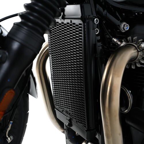 R&G Racing PRO Radiator Guard To Suit Triumph Bonneville Bobber '17-, Black '18-'20 & Speedmaster '18-