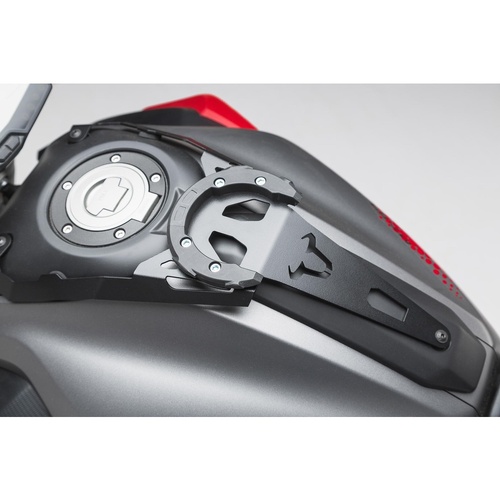 SW-Motech EVO Tank Ring - Black. Yamaha MT-07 (14-17) / Moto Cage (15-16).(TRT.00.640.20901/B)